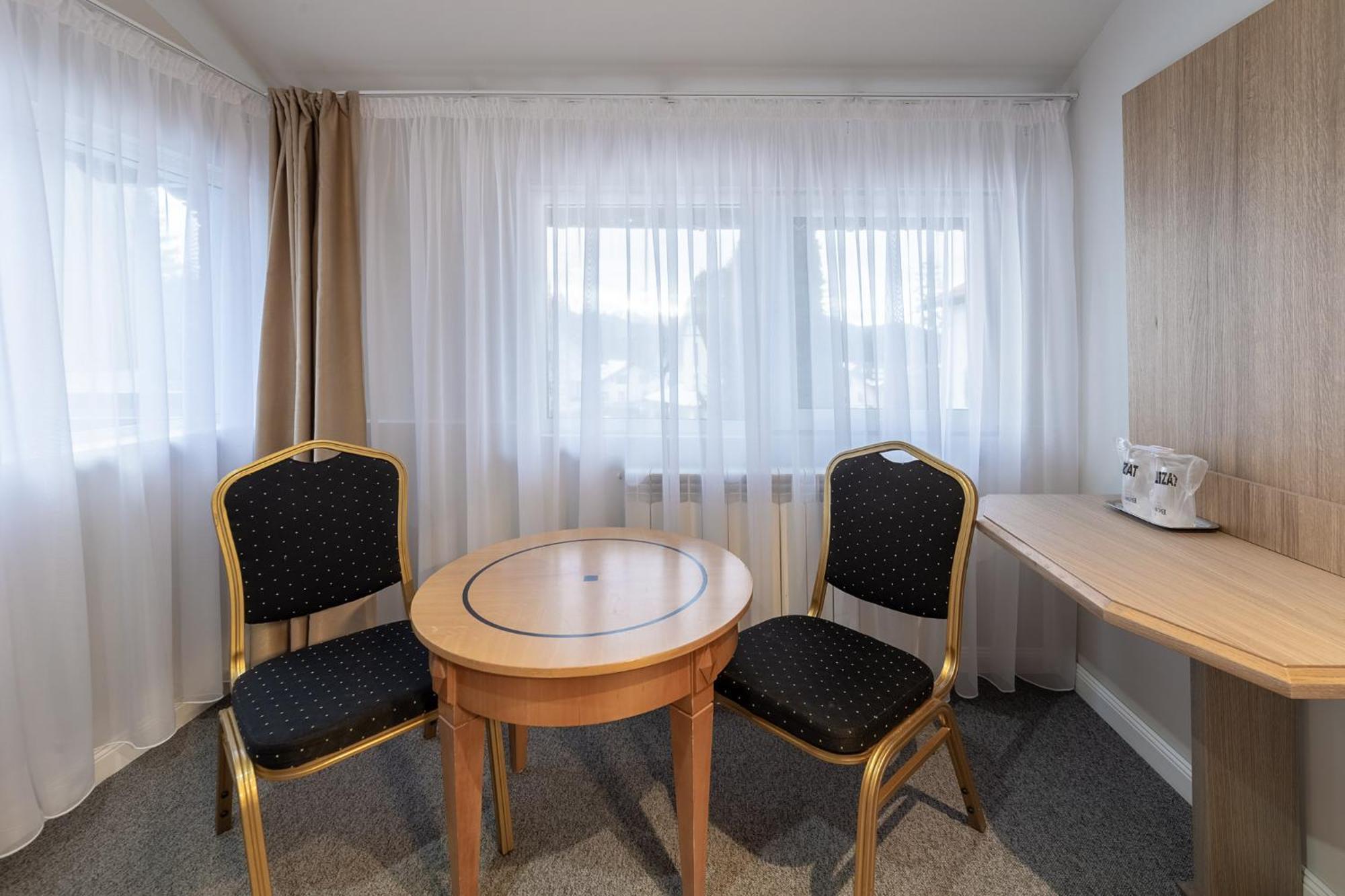 Genesis By Eden Hotel Predeal Exterior photo